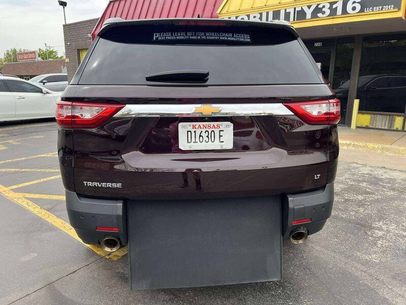 2021 Chevrolet Traverse LT Cloth