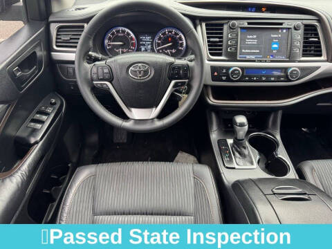 2016 Toyota Highlander