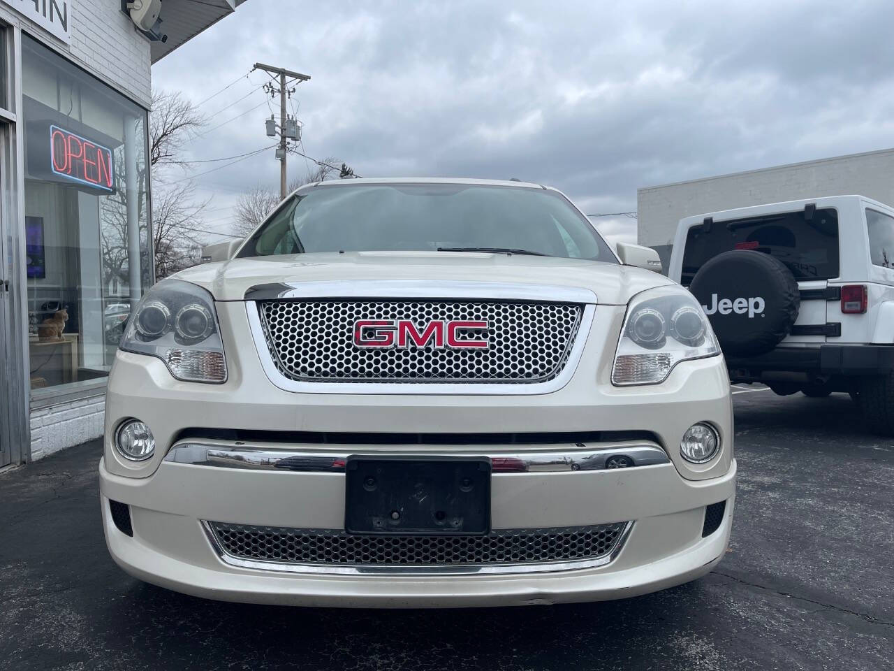 2012 GMC Acadia for sale at Cars On Main in Findlay, OH