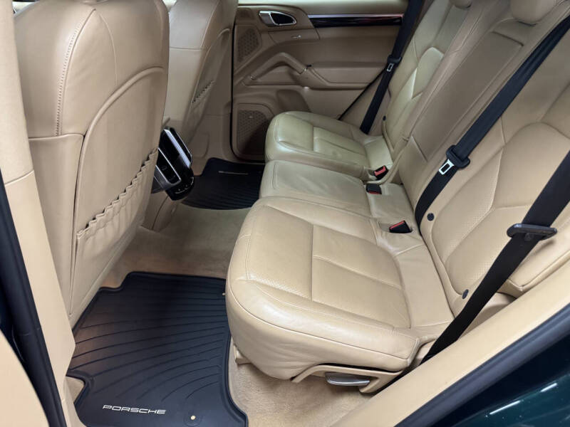 2012 Porsche Cayenne S