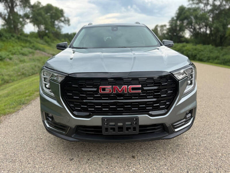 2024 GMC Terrain AT4