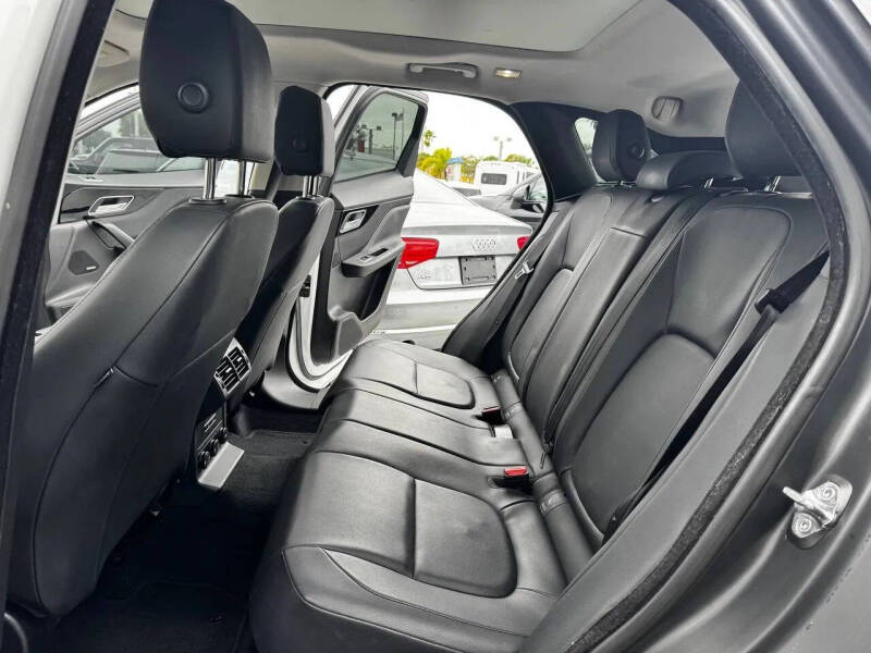 2017 Jaguar F-PACE 35t