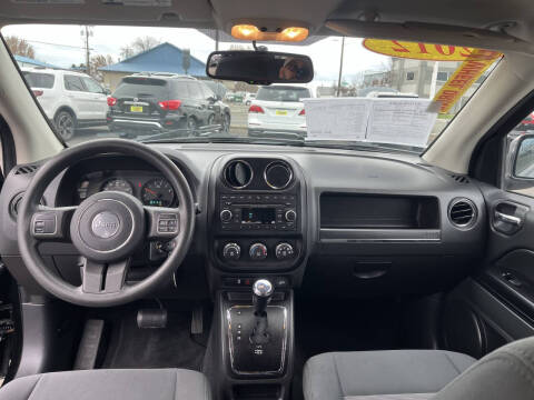 2012 Jeep Compass Sport