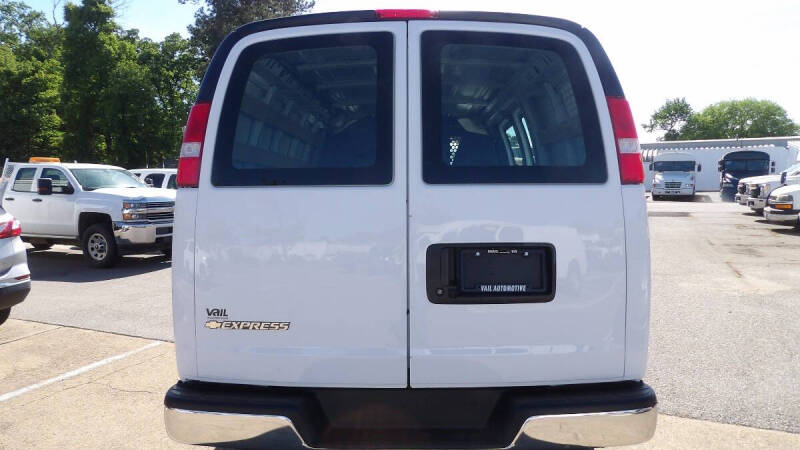 2024 Chevrolet Express 2500