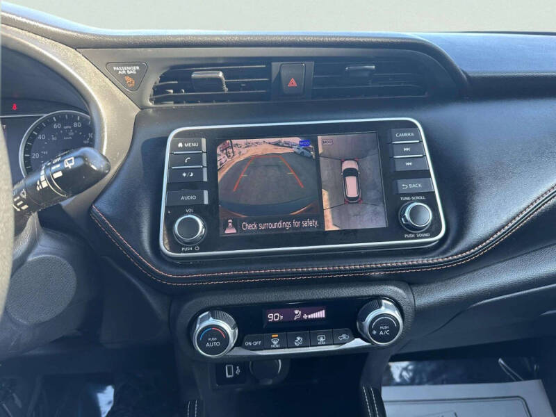 2018 Nissan Kicks SR