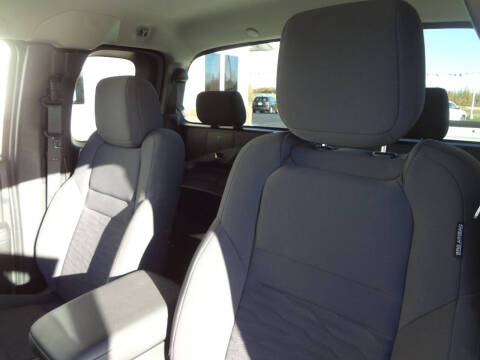 2022 Nissan Frontier S