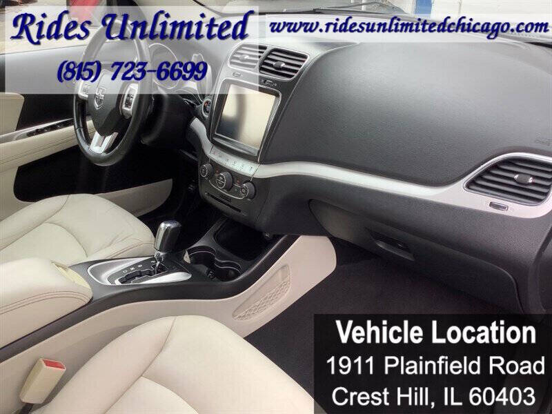 2011 Dodge Journey Lux