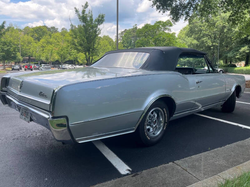 1967 Oldsmobile Cutlass Supreme