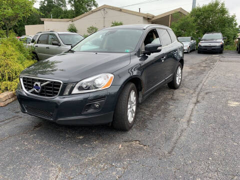2010 Volvo XC60 for sale at Boardman Auto Mall in Boardman OH