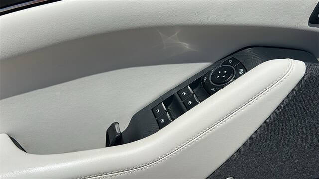 2022 Ford Mustang Mach-E Premium