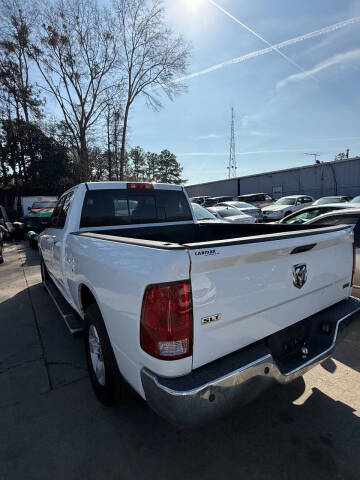 2017 RAM 1500 SLT