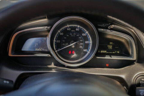 2020 Toyota Yaris Hatchback XLE