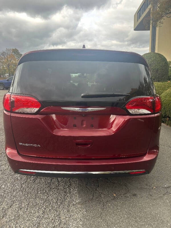 2018 Chrysler Pacifica Touring L Plus