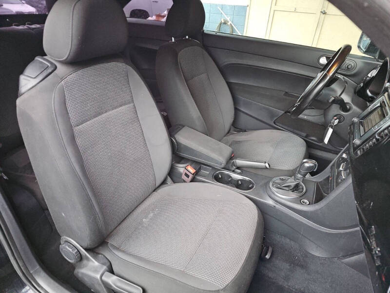 2018 Volkswagen Beetle 2.0T S