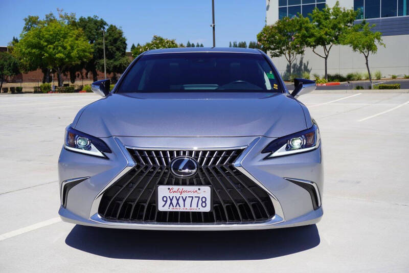 2025 Lexus ES 350