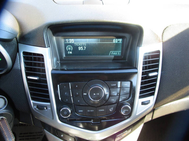 2011 Chevrolet Cruze LT Fleet