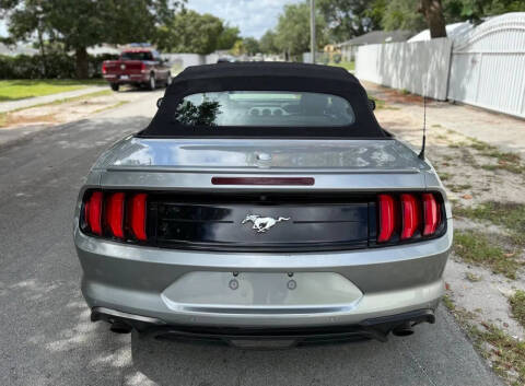 2020 Ford Mustang
