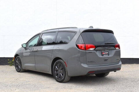 2020 Chrysler Pacifica Hybrid
