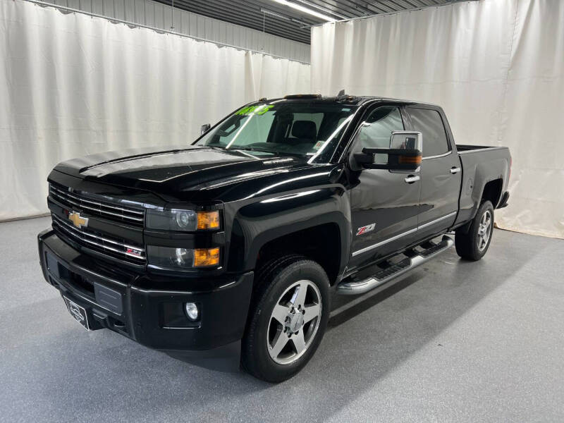 2016 Chevrolet Silverado HD LTZ 4WD Crew Cab Standard Box's photo