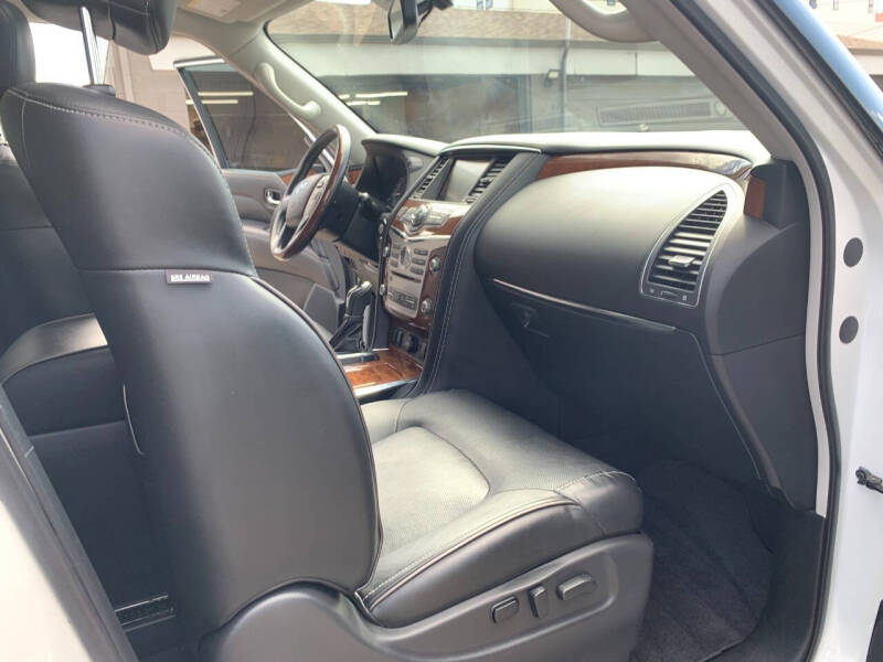 2019 Infiniti QX80 Luxe