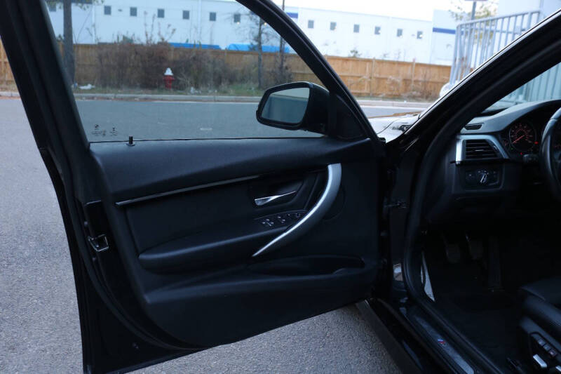 2016 BMW 3 Series 328i