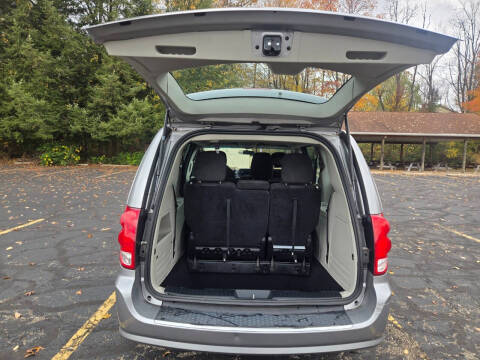 2016 Dodge Grand Caravan American Value Package