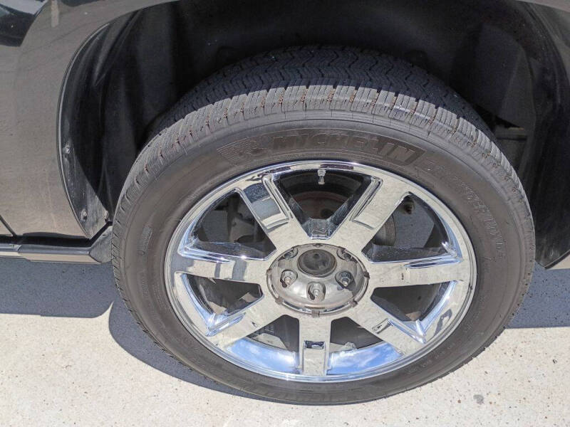 2011 Cadillac Escalade ESV Platinum Edition