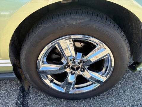 2005 Ford Mustang V6 Premium