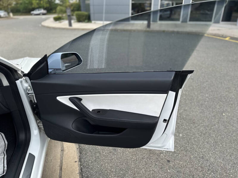 2020 Tesla Model 3 Performance