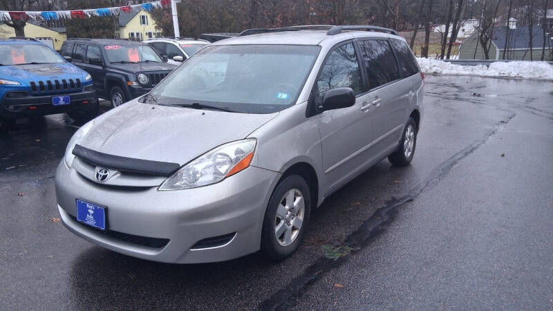 2009 Toyota Sienna LE 7-Passenger