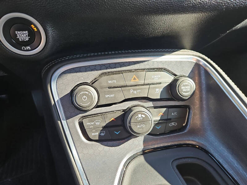 2018 Dodge Challenger R/T Plus