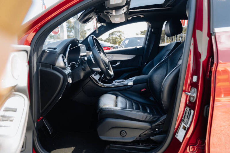 2020 Mercedes-Benz GLC GLC 300 4MATIC