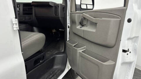 2024 GMC Savana 2500