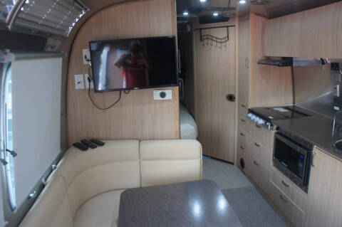 2020 Airstream Flying Cloud