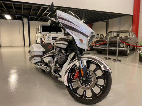2017 Victory Magnum