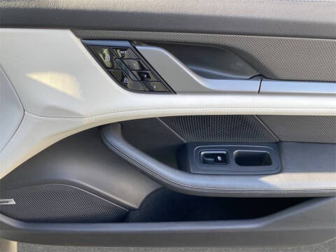 2020 Porsche Taycan Turbo