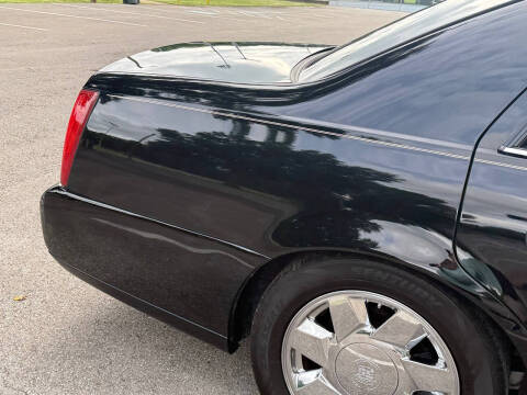 2005 Cadillac DeVille DTS