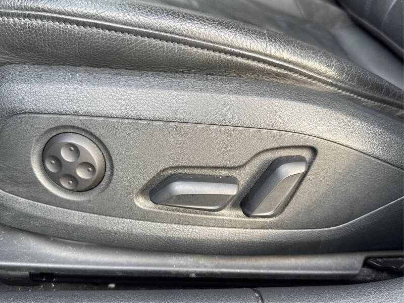 2017 Audi A4 2.0T quattro Premium