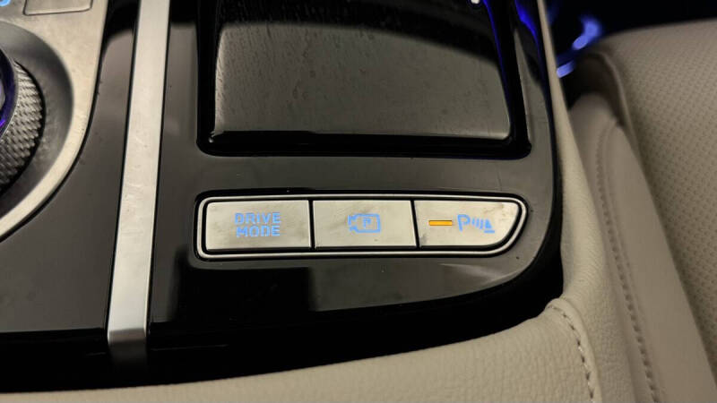 2021 Genesis G80