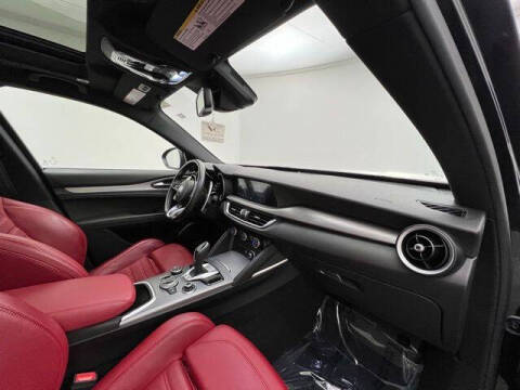 2023 Alfa Romeo Stelvio Veloce