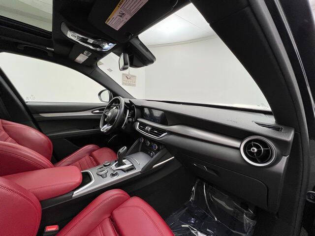 2023 Alfa Romeo Stelvio Veloce