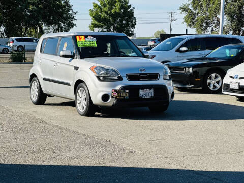 2012 Kia Soul +