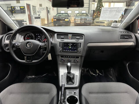 2017 Volkswagen Golf SportWagen TSI S 4Motion