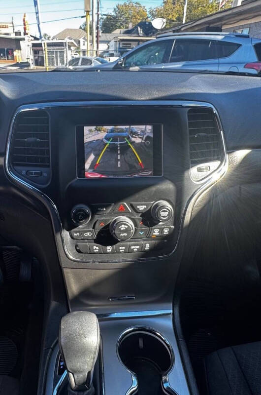 2018 Jeep Grand Cherokee Laredo