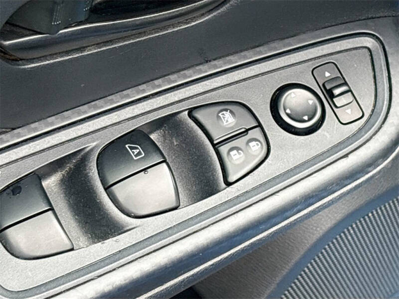 2024 Nissan Versa SV