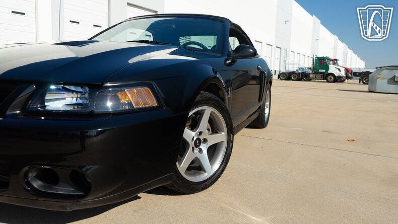 2003 Ford Mustang SVT Cobra