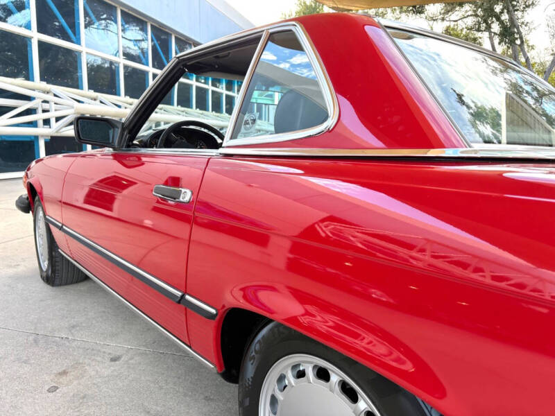 1989 Mercedes-Benz 560-Class 560 SL