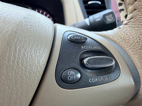 2013 Nissan Pathfinder Platinum