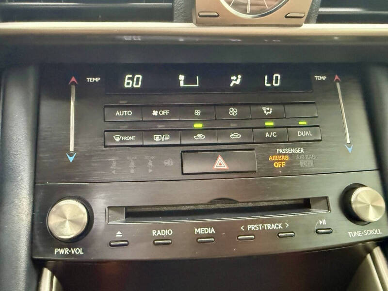 2017 Lexus IS 300