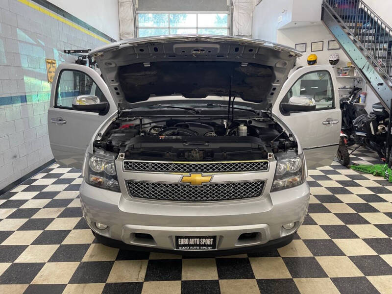 2012 Chevrolet Avalanche LTZ